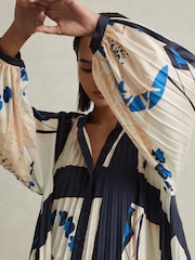 Reiss Blue Daiya Printed Pleated Maxi Dress - Image 4 of 7