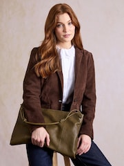 Chaqueta tipo blazer de ante color abedul de Lakeland Leather - Imagen 4 de 5