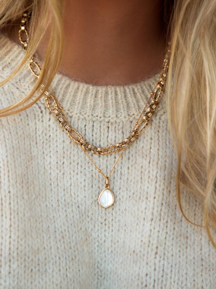Abbott Lyon Gold Moonstone 18ct Plated Necklace - Image 2 of 4 Abbott Lyon Gold Moonstone 18ct Plated Necklace - Image 2 of 4
