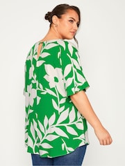 Yours Curve Green Floral Top - Image 3 of 4