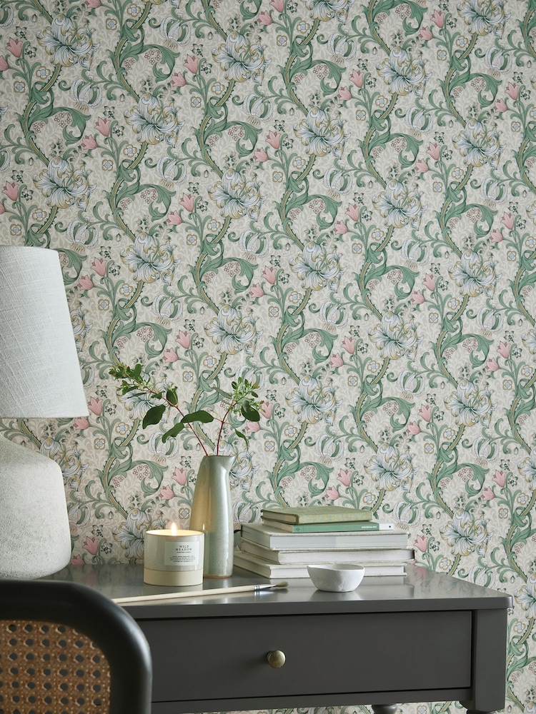 Morris & Co Linen Blush Golden Lily 10.05M Wallpaper - Image 1 of 2