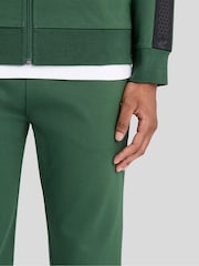 Lyle & Scott Green Padel Taped Joggers - Image 4 of 6