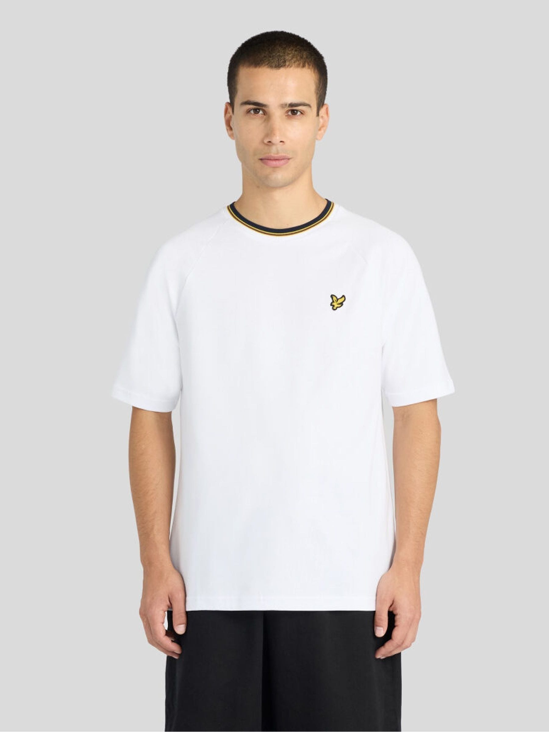 Lyle And Scott Men's White Tipped Track T-Shirt - Size 44 - Image 3
