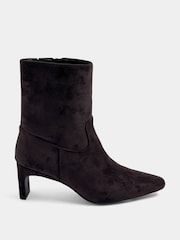 Yours Curve Brown Soft Square Toe Kitten Heel Ankle Boots in Wide E Fit - Image 2 of 5