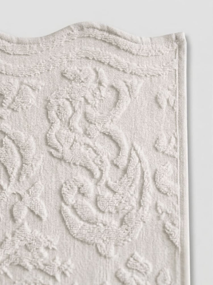 Allure Bath Fashions Grey Gracie Floral Jacquard Scalloped Towel - Image 6 of 6 Allure Bath Fashions Grey Gracie Floral Jacquard Scalloped Towel - Image 6 of 6