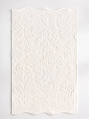 Allure Bath Fashions Cream Gracie Floral Jacquard Scalloped Towel - Image 4 of 6