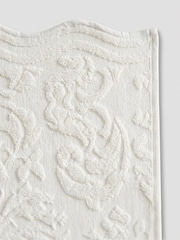 Allure Bath Fashions Cream Gracie Floral Jacquard Scalloped Towel - Image 6 of 6