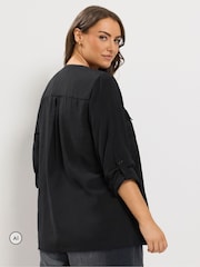Yours Curve Blus med dragkedja och hakkrage - Bild 3 av 6