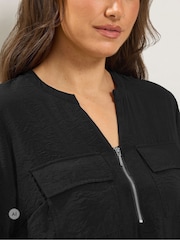Yours Curve Blus med dragkedja och hakkrage - Bild 5 av 6