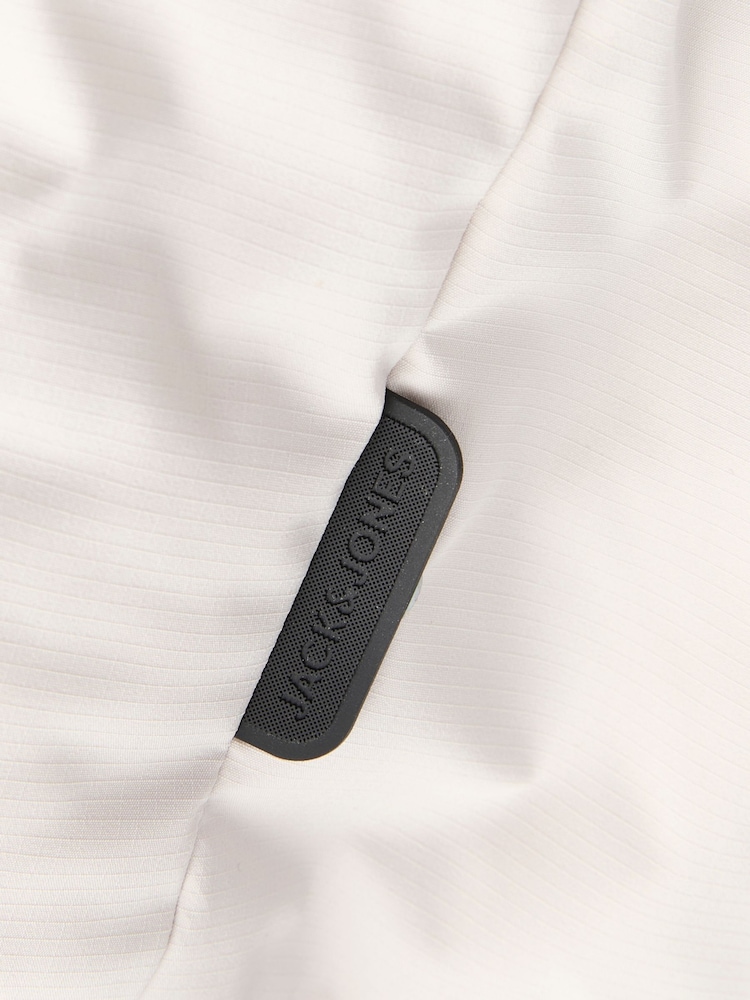 Gris - Chaqueta acolchada con capucha de Jack & Jones  - Imagen 9 de 9