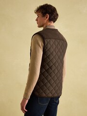 Joules Gibson Brown Quilted Lightweight Gilet - Image 6 of 11