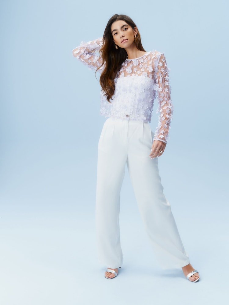 Flieder-Violett - Bluse aus Netzstoff mit 3D-Blumendesign - Bild 2 von 6 Flieder-Violett - Bluse aus Netzstoff mit 3D-Blumendesign - Bild 2 von 6