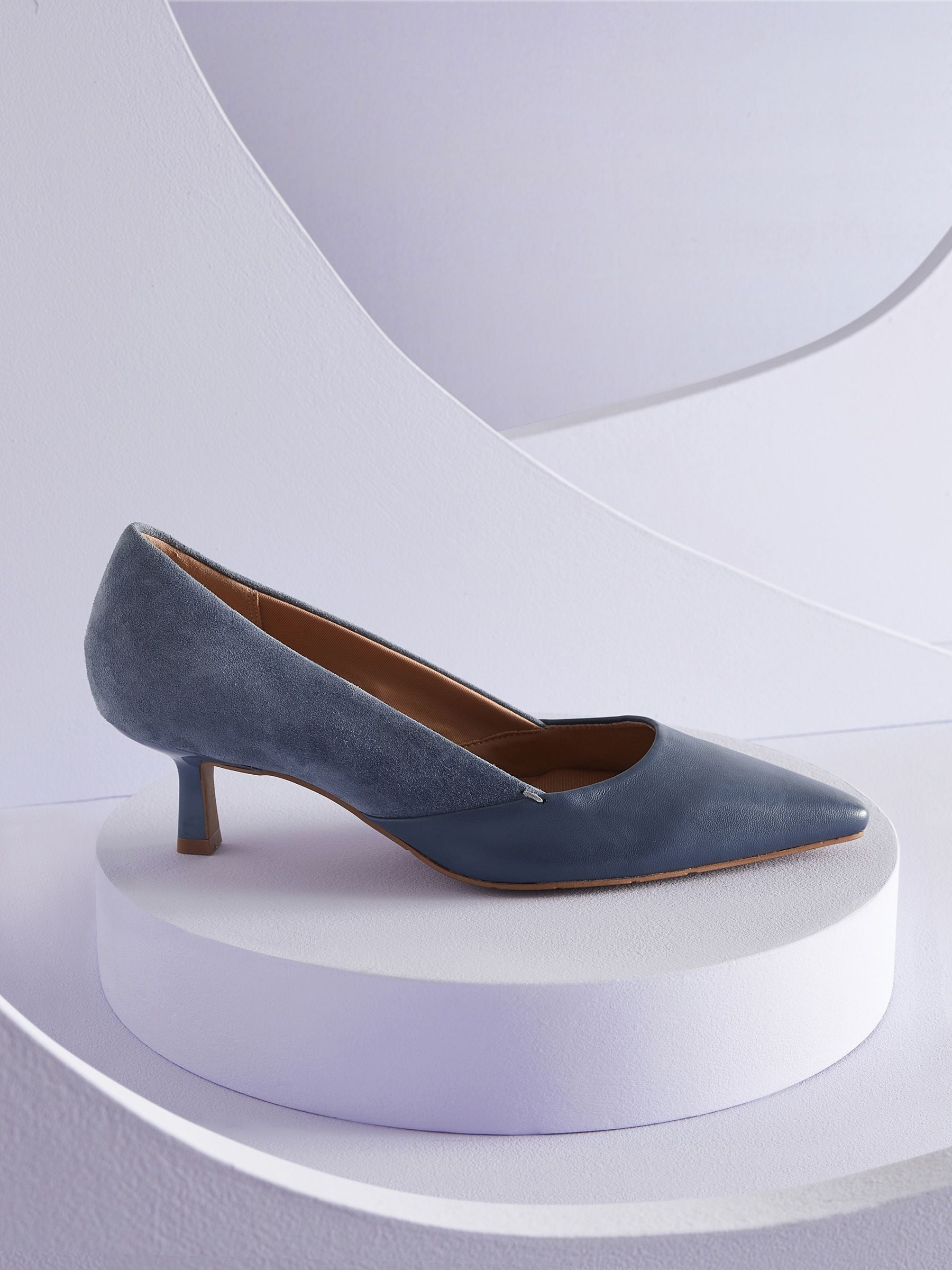 Grey court shoes kitten heel cheap