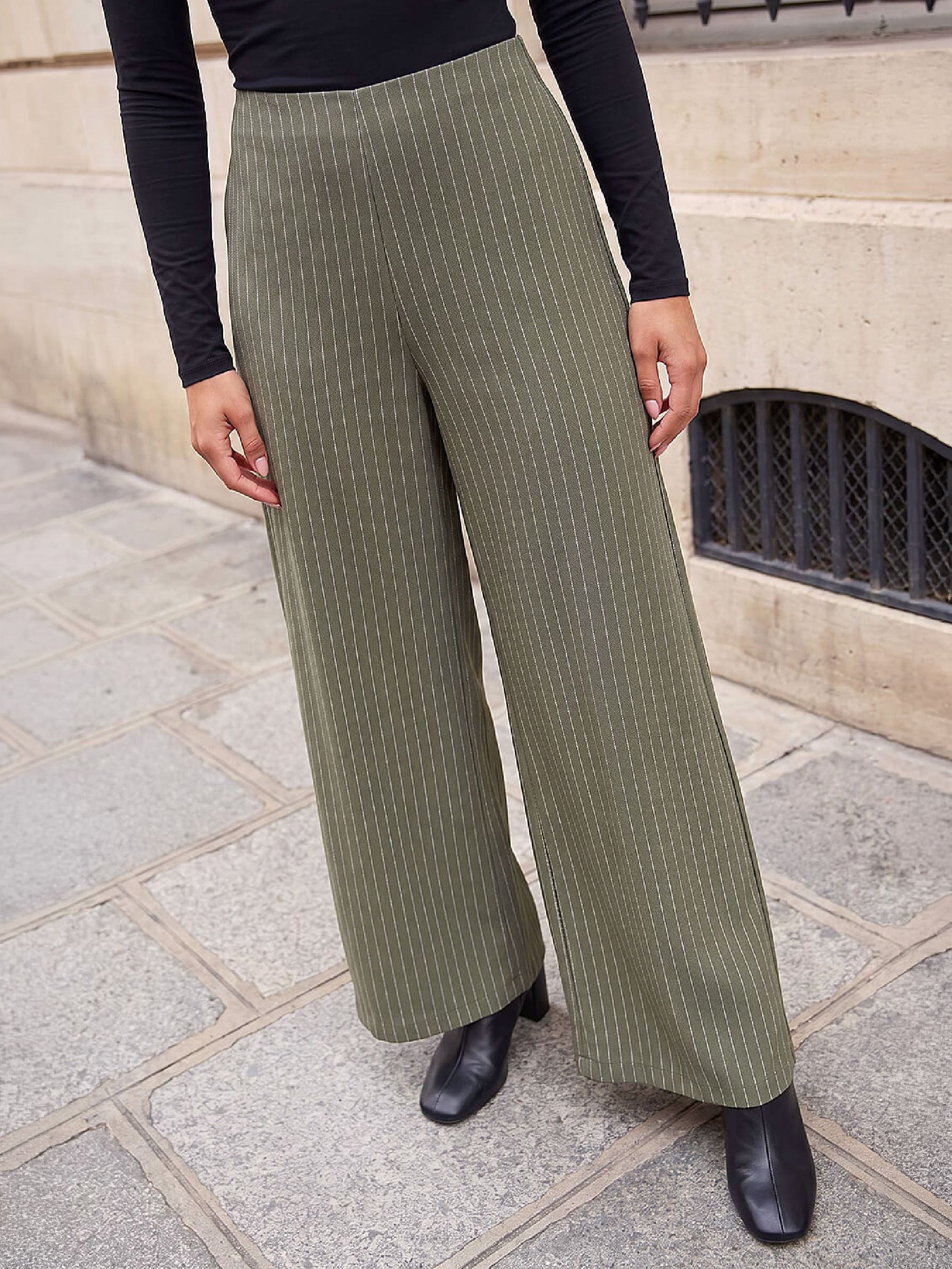 Roman Women's Khaki Petite Stripe Stretch Trouser In Size 18 - Image 6