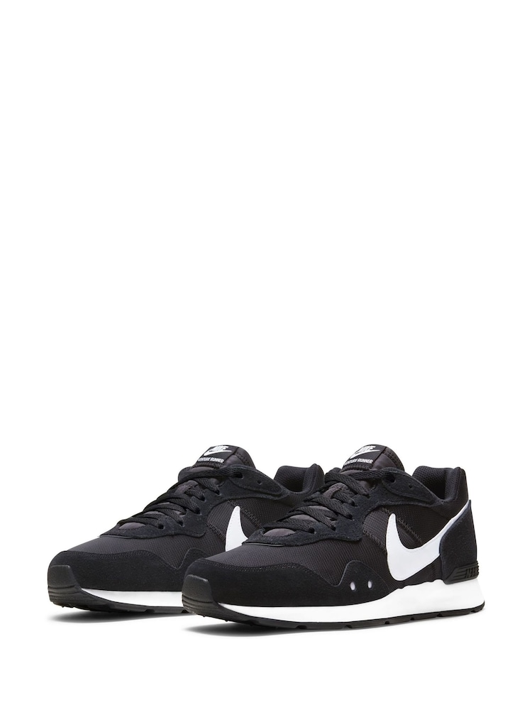 Nike Black Venture Runner Trainers - Image 2 of 12