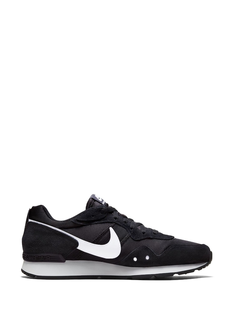 Nike Black Venture Runner Trainers - Image 4 of 12