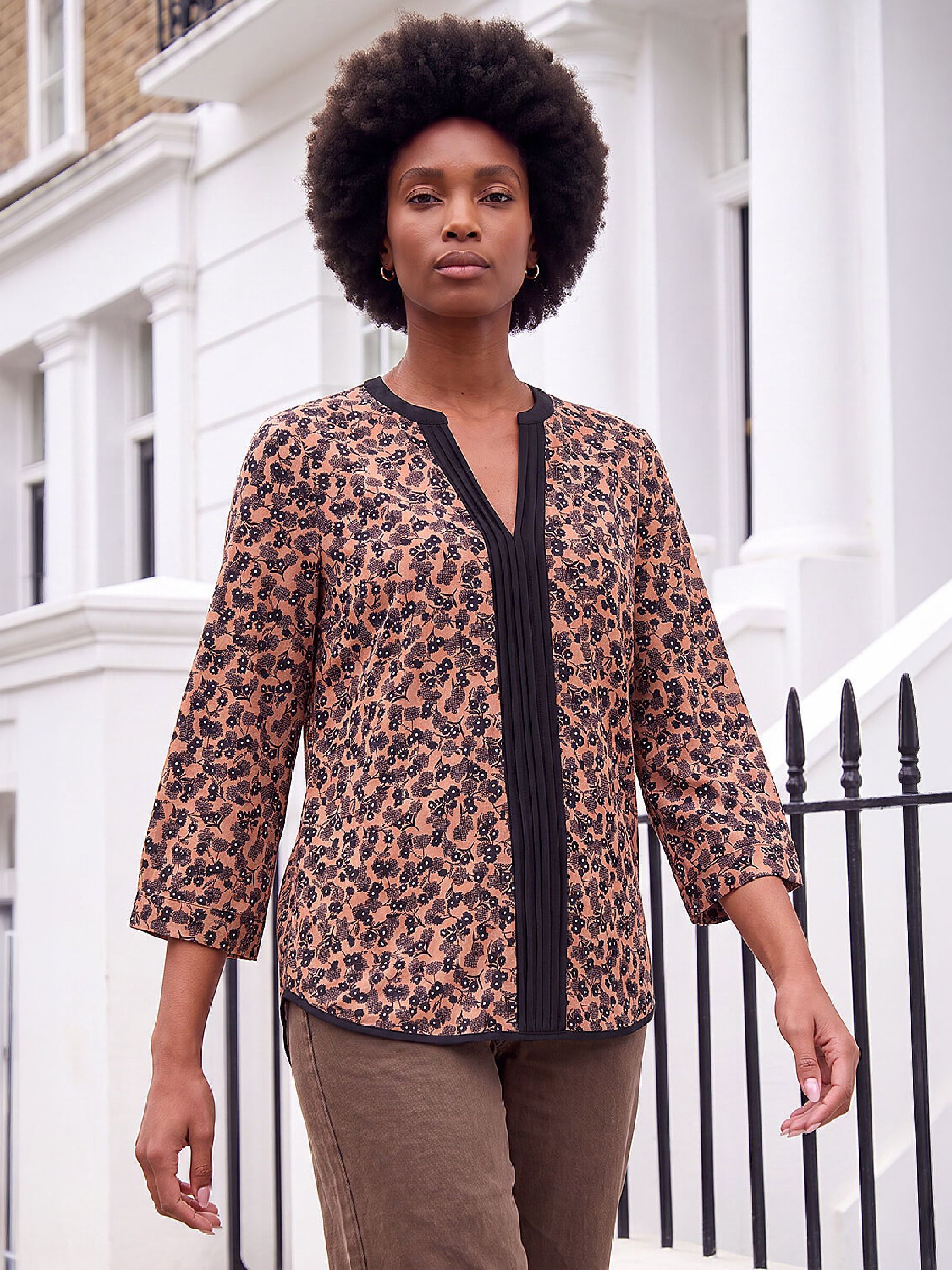 Roman Women's Natural Floral Pintuck Contrast Top In | Size: 20 - Image 2