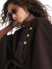 Braun - River Island Cape-Poncho mit Drummer-Detail - Bild 2 von 4