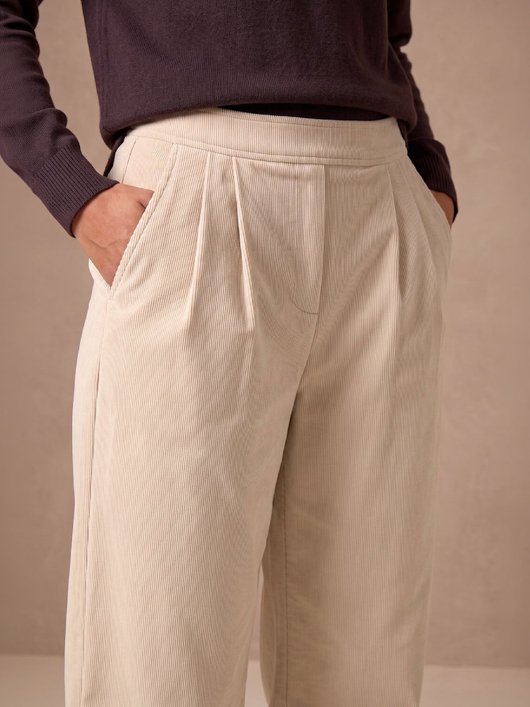 Roman Cord Wide Leg Trousers - 4суретінің 4 суреті Roman Cord Wide Leg Trousers - 4суретінің 4 суреті