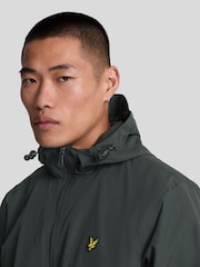 Verde bosque - Sudadera con capucha y cremallera de Lyle & Scott - Imagen 4 de 6
