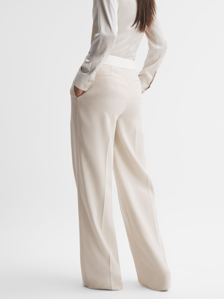 Reiss Neutral Maya Petite Mid Rise Contrast Wide Leg Suit Trousers - Image 2 of 6