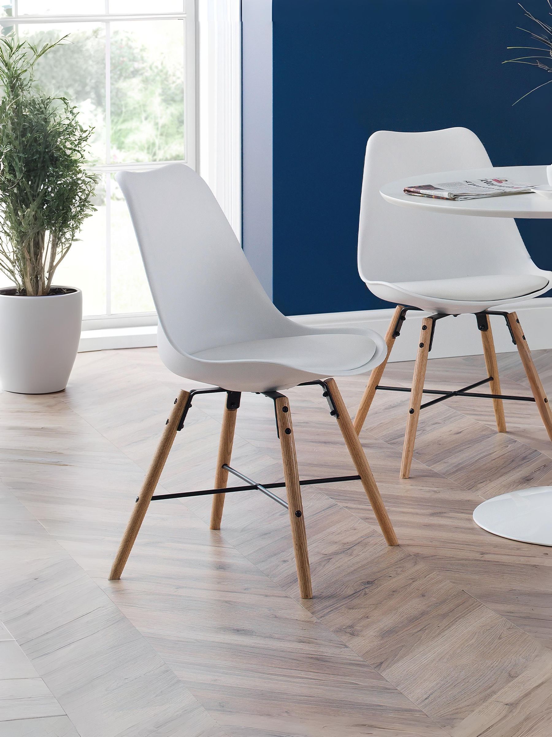 Julian Bowen Kari Set of 2 Dining Chairs - White PU Seat - Oak Legs - Modern Industrial Style - Image 5