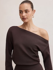 Forever New Ayva Asymmetrical Knitted Top - Kuva 3 / 5
