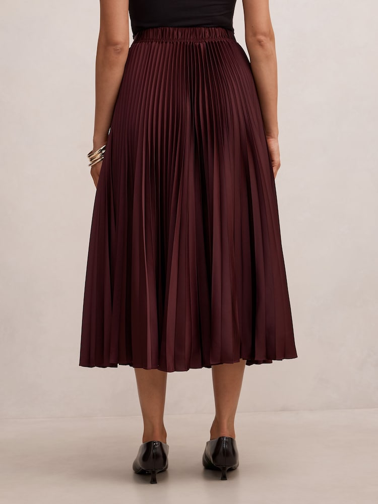 Forever New Red Ester Satin Pleated Skirt - Image 2 of 5