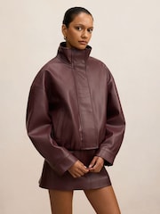Forever New Jacquie Petite Faux Leather Funnel Neck Jacket - Obrázek 4 z 5