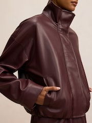 Forever New Jacquie Petite Faux Leather Funnel Neck Jacket - Obrázek 5 z 5