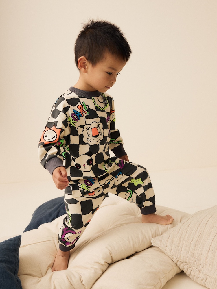 Black/White Character Checkerboard Oversized Single 100% Cotton Pyjamas (9mths-8yrs) - Image 2 of 7