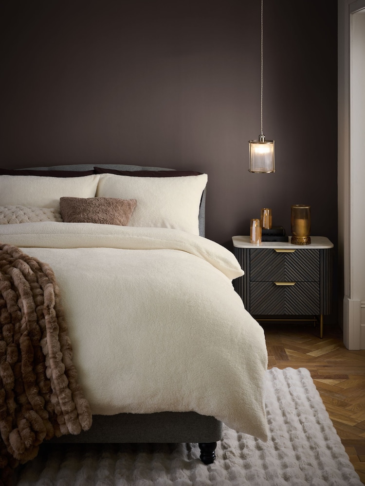 Cream Soft Teddy Fleece Duvet Cover and Pillowcase Set - Image 2 of 4