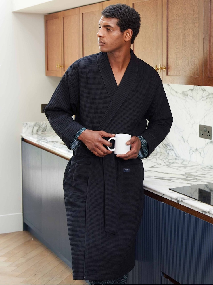 Savile Row Company Black Cotton Waffle Dressing Gown - Image 2 of 5