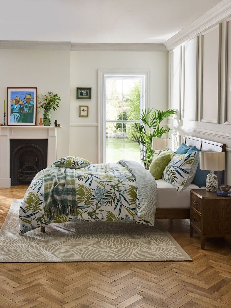 Nina Campbell Multi Nassau 300 Thread Count Duvet Cover and Pillowcase Set - Image 2 of 4