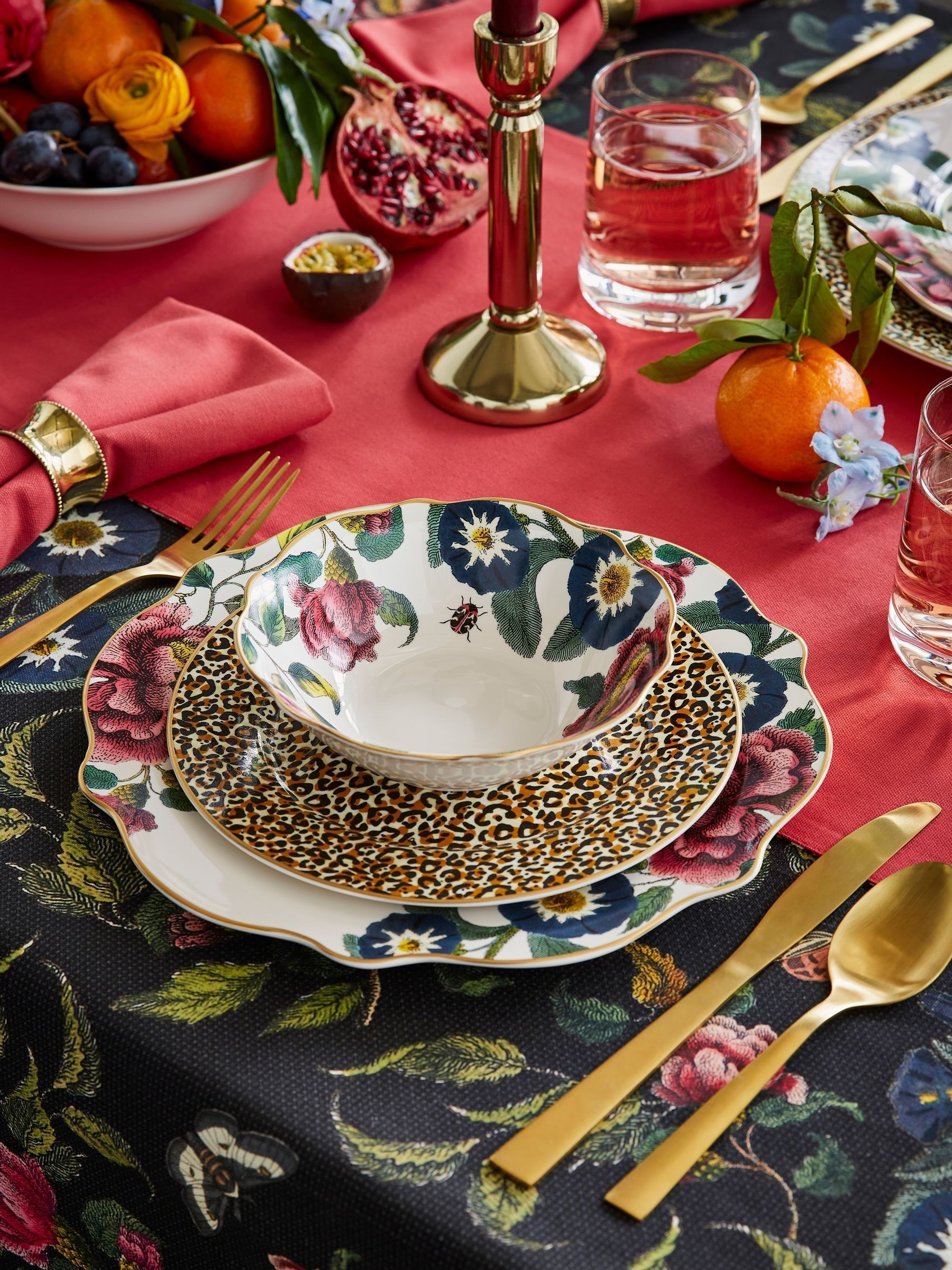 Spode Creatures Of Curiosity 12 Piece Set - - Image 6