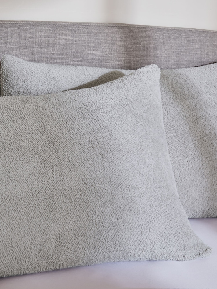Set of 2 Silver Soft Teddy Fleece Pillowcases - Image 2 of 2