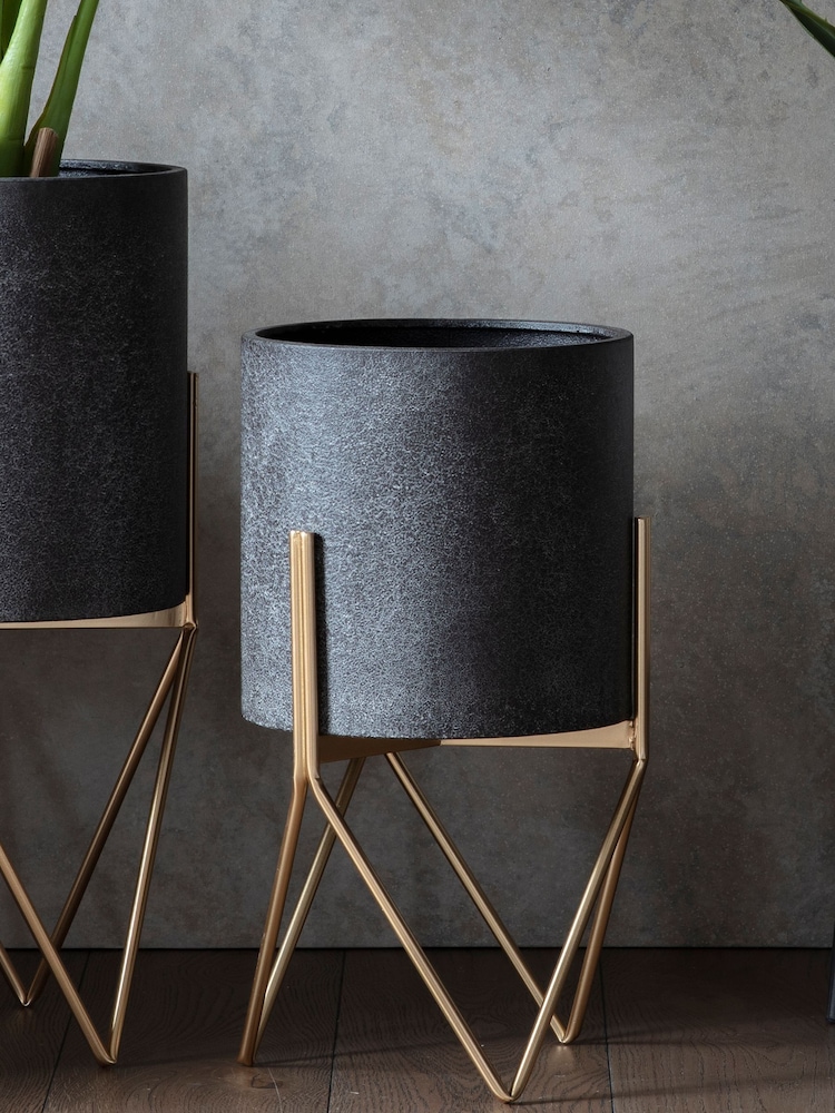 Gallery Home Grey Garden Hoven Metal Planter - Image 1 of 3 Gallery Home Grey Garden Hoven Metal Planter - Image 1 of 3