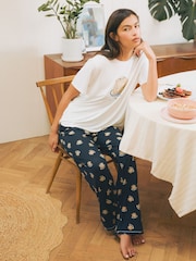 Urban Threads Urban Threads Blue Pancake Print Long Pyjamas Set - Larawan 1 ng 4