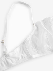 White Non Pad Non Wire Shell Embroidered Bra - Image 7 of 7