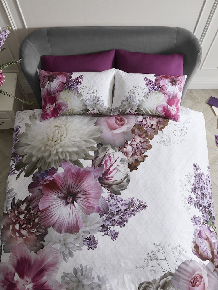 Juego de funda nórdica y funda de almohada grande de algodón 100 % con diseño de flores Mayfair de Laurence Llewelyn-Bowen - Imagen 2 de 4 Juego de funda nórdica y funda de almohada grande de algodón 100 % con diseño de flores Mayfair de Laurence Llewelyn-Bowen - Imagen 2 de 4