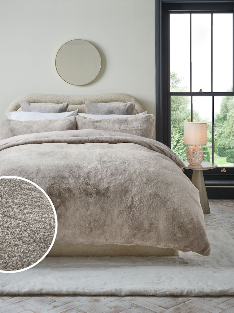 Silver Plush Faux Fur Duvet Cover And Pillowcase Set - Image 1 of 4