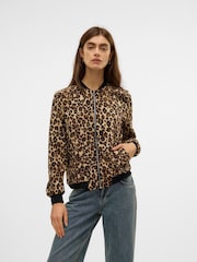 Braun mit Leopardenmuster - Vero Moda Leichte Bomberjacke - Bild 3 von 5
