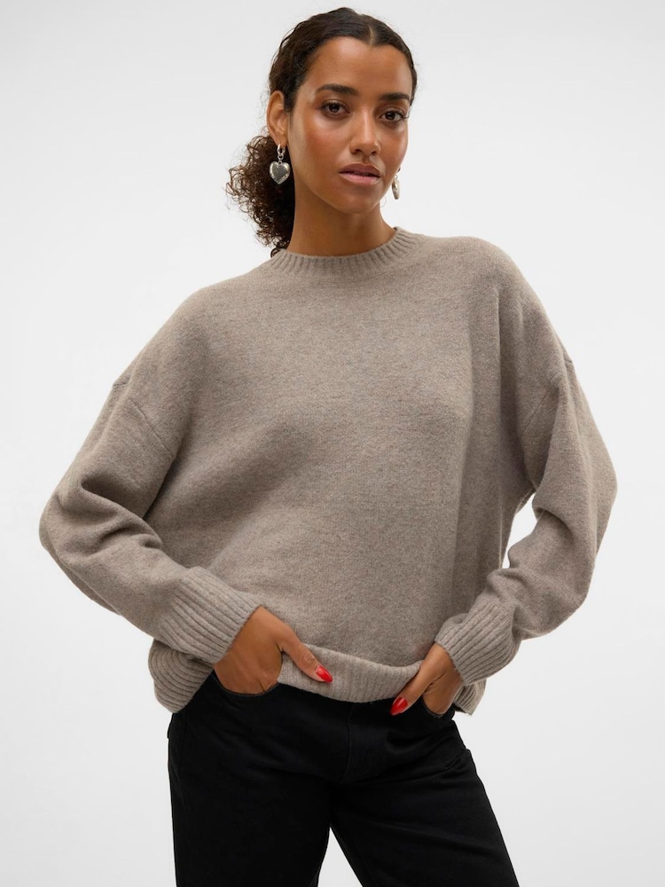 VERO MODA Long Sleeve Slouchy Round Neck Jumper - Slika 1 od 4 VERO MODA Long Sleeve Slouchy Round Neck Jumper - Slika 1 od 4