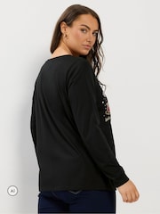 Yours Curve Black 'Dashing Dancing and Prancing' Novelty Christmas T-Shirt - Image 3 of 6
