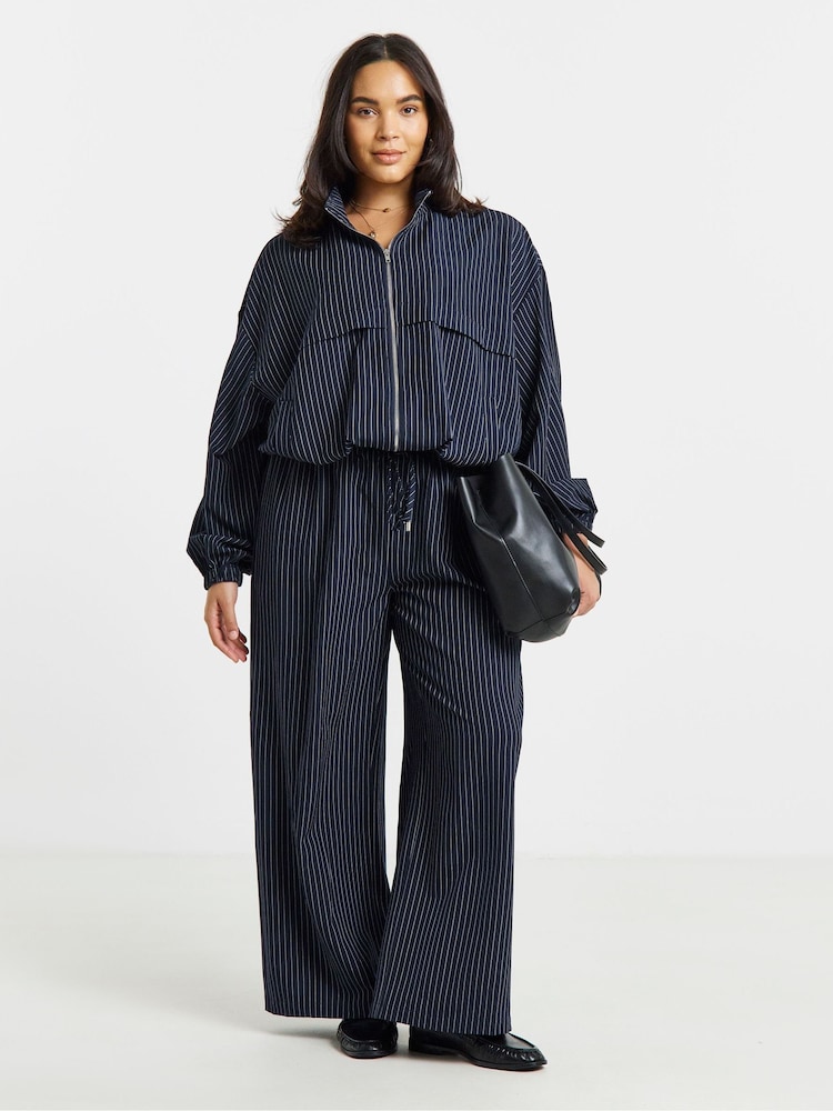 Pantalon ample à fines rayures Simply Be - Image 1 de 4 Pantalon ample à fines rayures Simply Be - Image 1 de 4