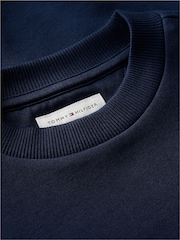Μπλε - Tommy Hilfiger Φούτερ με Στρογγυλή λαιμόκοψη και σημαία κληρονομιάς - Εικόνα 6 από 6
