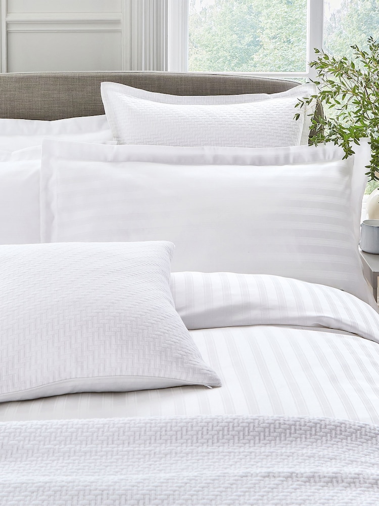 Bedeck Of Belfast White 1000 Thread Count Cotton Sateen Adan Duvet Cover - Image 2 of 2