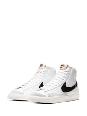 Bela - Srednje visoki športni copati Nike Blazer  - Slika 5 iz 12