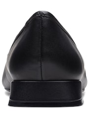 Clarks Black Patent Ubree15 Step Shoes - Image 6 of 6