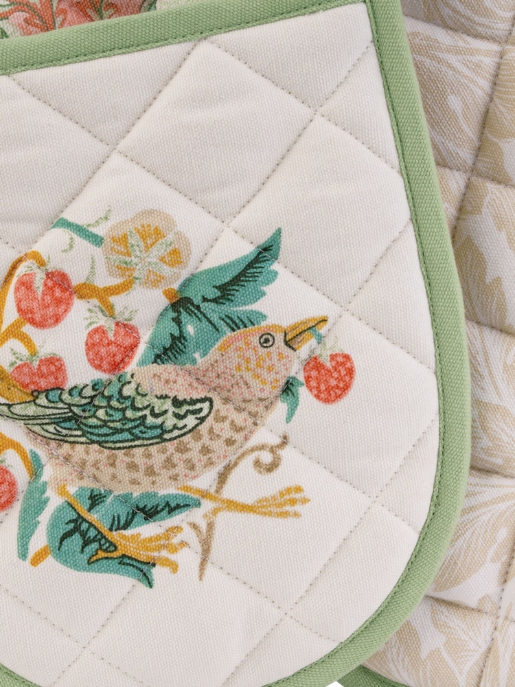 William Morris At Home Green Kitchen Garden Double Oven Gloves - Image 5 of 5 William Morris At Home Green Kitchen Garden Double Oven Gloves - Image 5 of 5